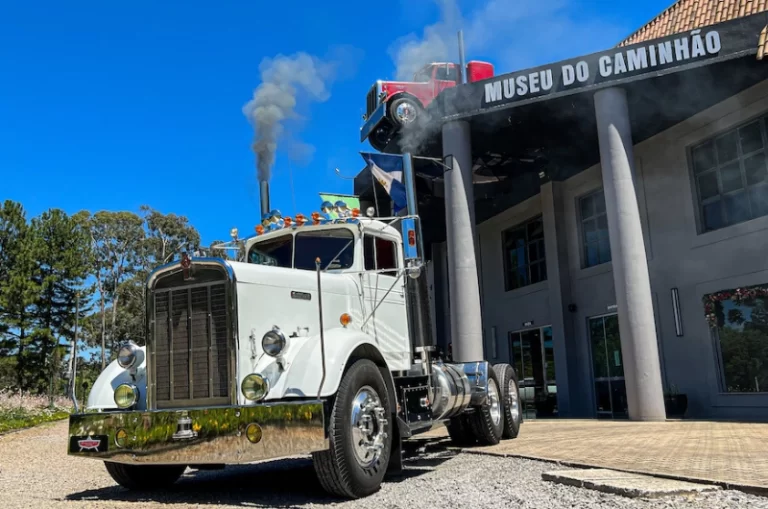 Ingresso Museu do Caminhão – American Old Trucks